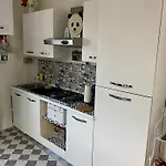 Appartement Lella Con Meravigliosa Vista Vicino Alle Terme Zona Bagni Con Ascensore E Area Parcheggio Acqui Terme