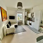 Lella Con Meravigliosa Vista Vicino Alle Terme Zona Bagni Con Ascensore E Area Parcheggio Acqui Terme