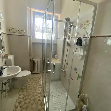 Lella Con Meravigliosa Vista Vicino Alle Terme Zona Bagni 아키테르메