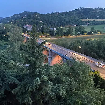 Lella Con Meravigliosa Vista Vicino Al Centro Congressi Zona Bagni Con Wi-fi,ascensore E Area Parcheggio