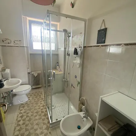 Lella Con Meravigliosa Vista Vicino Alle Terme Zona Bagni * 아키테르메