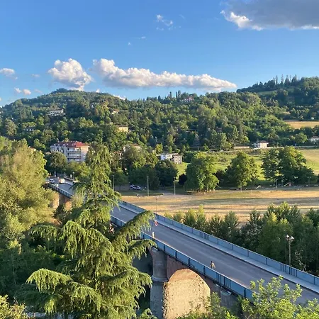 Lella Con Meravigliosa Vista Vicino Al Centro Congressi Zona Bagni Con Wi-fi,ascensore E Area Parcheggio Lägenhet Acqui Terme