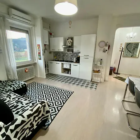 Appartamento Lella Con Meravigliosa Vista Vicino Al Centro Congressi Zona Bagni Con Wi-Fi,Ascensore E Area Parcheggio Apartment *