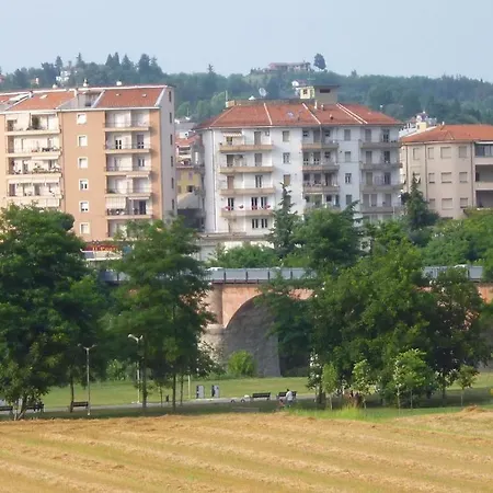 Appartamento Lella Con Meravigliosa Vista Vicino Al Centro Congressi Zona Bagni Con Wi-Fi,Ascensore E Area Parcheggio *