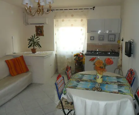 Апартаменты Lella Con Meravigliosa Vista Vicino Alle Terme Zona Bagni Con Wi-fi,ascensore E Area Parcheggio *