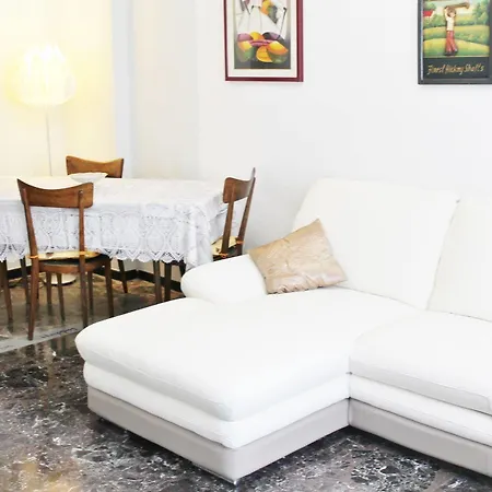 Appartamento Lella Con Meravigliosa Vista Vicino Alle Terme Apartment *