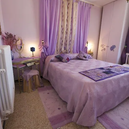Appartamento Lella Con Meravigliosa Vista Vicino Alle Terme Apartment *